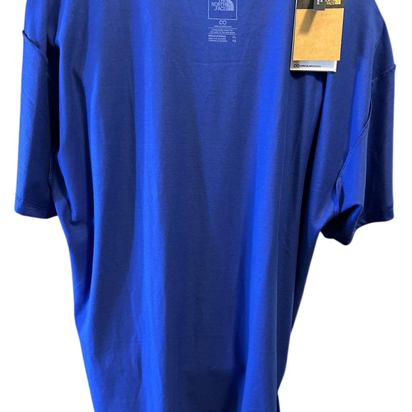 The North Face Blue Short Sleeve Tee for Casual Comfort - Picture 3 of 5